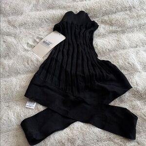 Zara Black Ribbed Knit Accessory